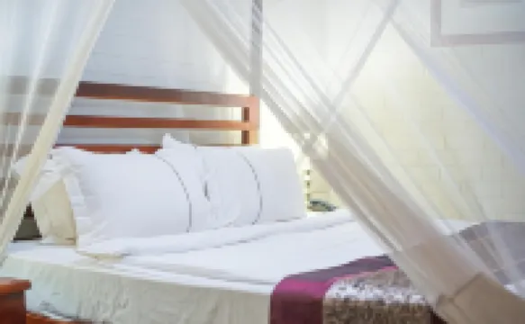 Kambiri Beach by Serendib