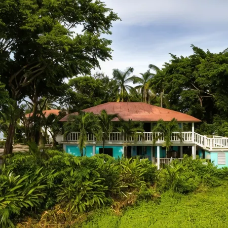 The Sea Glass Inn