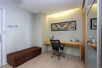 Empire Suites Subang by Mana Mana