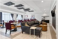 Best Western Plus New Richmond Inn  Suites - parking