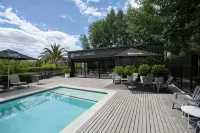 Brenaissance Wine & Stud Estate - Pools