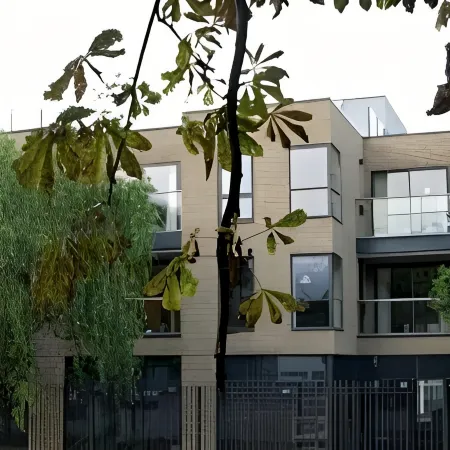 Lodge Drive Serviced Apartments