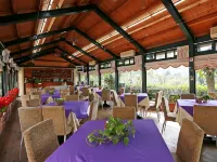 Red Brick Villas - 3-Star