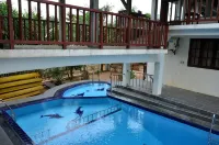 Marina Bentota - Swimmingpools