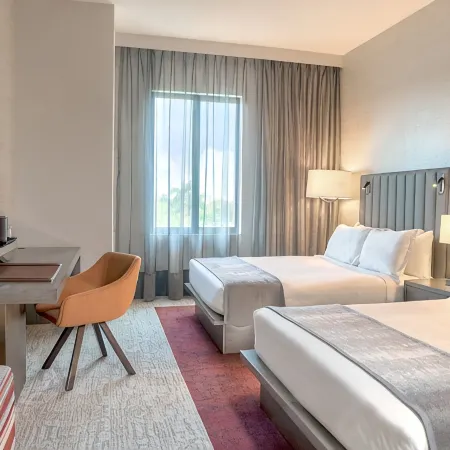 THesis Hotel Miami Coral Gables, Curio Collection by Hilton Отели рядом с достопримечательностью «Кэмпонг Фанд»