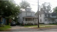 Quaint 3 bedroom house in the heart of Palmyra!