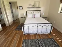 Cozy Riverfront Apt, at Zion NP, River Access and Views, Views, Views! Hotels in Virgin