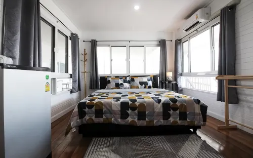 Ayutthaya Serene Homestay - 小旅館