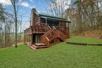 Log Cabin, 3 Bedrooms, Sauna, Cold Plunge, Full Body Massage Chair, Sleeps 6