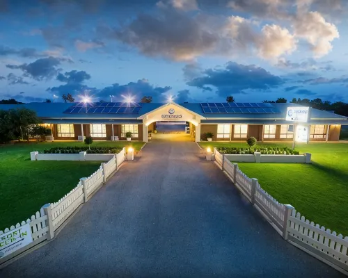 Howlong Golf Resort Hotels in Corowa