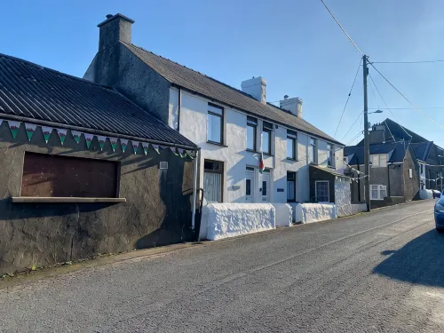 Cottage with Spectacular views to Cardigan Bay and the mountains - 2-نجوم