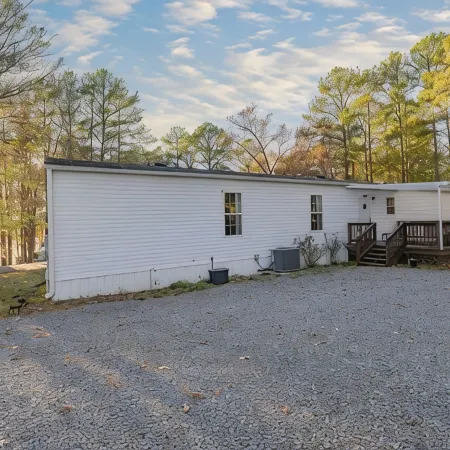 WiFi, Dog Friendly & Linens Provided ~ Lake Gaston