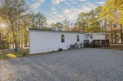WiFi, Dog Friendly & Linens Provided ~ Lake Gaston