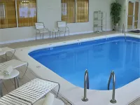 Fairfield Inn & Suites Fredericksburg - parking