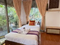 Pai Vintage Garden Resort Hotels in Pai