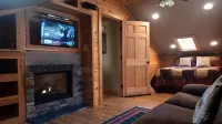 Lakefront Log Home 12 feet Away from Lake