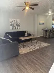 Townhome near Cheat Lake. Minutes to I-68 & approx 6 miles to WVU Stadium