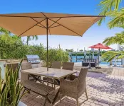 Key Colony Beach 3BR/2BA Home w/ 50ft Dock – Waterfront Paradise! - Homestays
