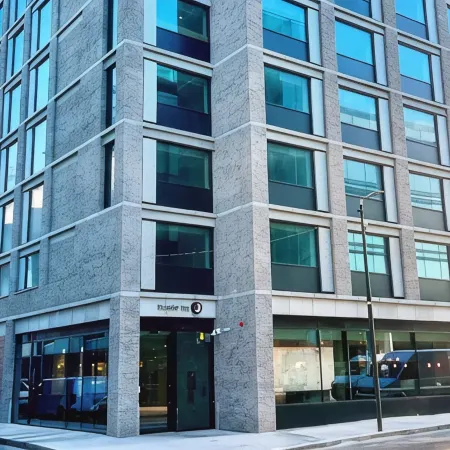 Premier Inn Dublin City Centre (Gloucester Street South) Отели рядом с достопримечательностью «Концертный зал 3Arena»
