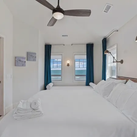 Surf City Shores / Ocean Views, Hot Tub & Beach Access