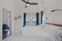 Surf City Shores / Ocean Views, Hot Tub & Beach Access