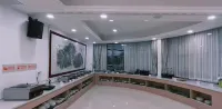 Vienna Hotel (ShaoGuanLechang)