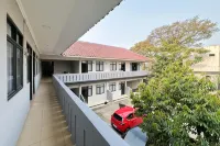 RedDoorz near Maulana Yusuf Stadium Serang
