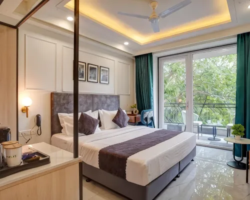 Saltstayz Premier - Arjun Marg Hotels near DLF Phase I
