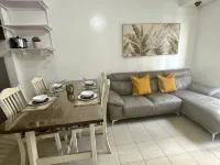 Large 3BR Beside MRT-Boni|Walk to Mall+City Views - 3-Star