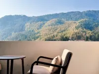 Mingyuejian · Designer Intelligent Homestay (Tianzhu Mountain Scenic Area) - Mountain view
