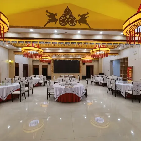 Yumu Holiday Hotel