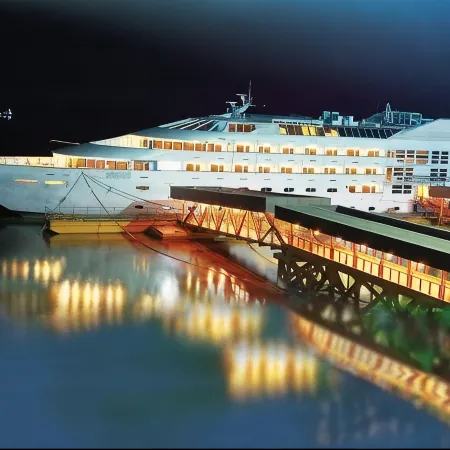Vintage Luxury Yacht Hotel