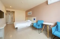 Grace Inn Hotel (Dezhou Yucheng Renmin Road) - parking