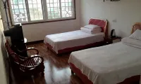 Jingshan Huaxing Hotel - Homestays