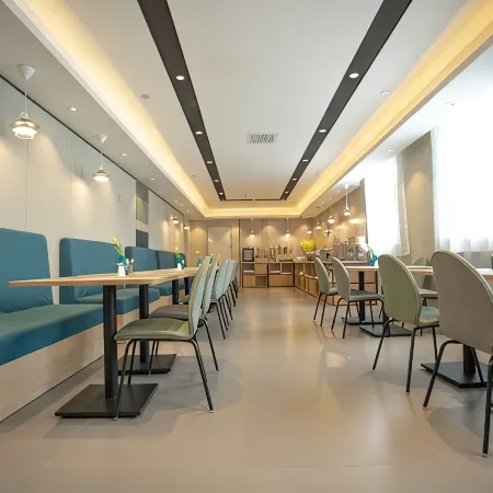 Homeinn Selected Hotel (Baotou Railway Station)