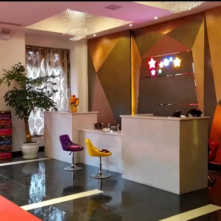 Cengong Qicai Garden Hotel