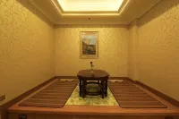 Bihu Hotspring Resort - Gym