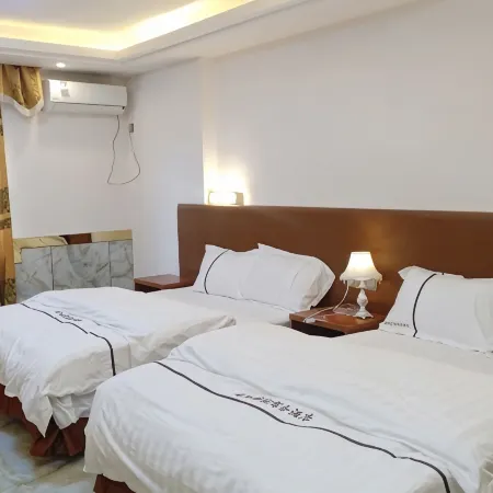 Longnan Hakka Business Hotel