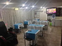 Akkus Hotel - พร้อมอาหารเช้า