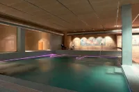 Azz Valencia Congress Hotel & Spa - Pools
