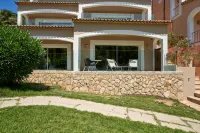 Bahía Suites Camp de Mar Hotels in 