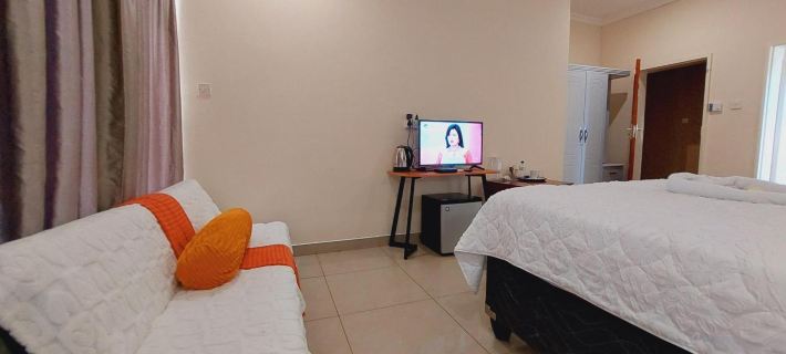 Comfort Palace Guesthouse Kasane Отели в г. Чоб