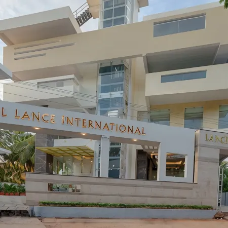 Hotel Lance International