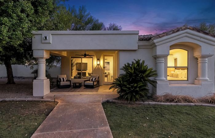 Manor Retreat - Pool, Spa & Pickleball Villa in Paradise Valley