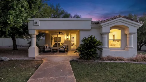 Manor Retreat - Pool, Spa & Pickleball Villa in Paradise Valley - Wifi