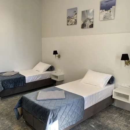 Mini-Otel Art Hotel + Mini-Hotel Отели в г. Тихорецк