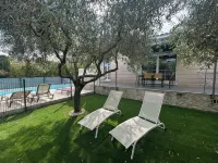 Villa Cigalette - Dream Villa with Private Pool and Garden Near Uzès.