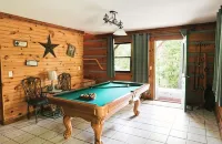 Come and enjoy Bryson City! Just minutes from NOC, Deep Creek, GSMNP, Fishing!!!