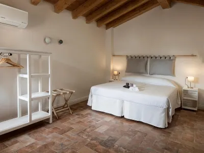 Borgodieci Camere e Colazione Hoteles en 