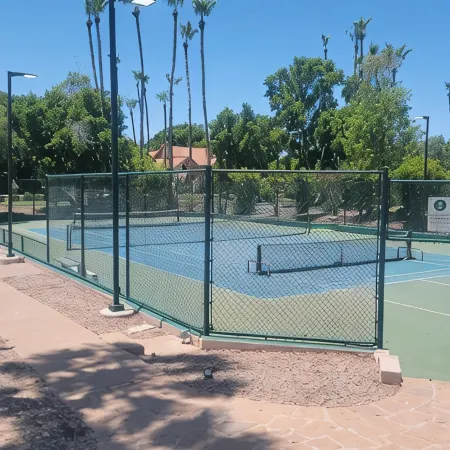 Amazing 2-bedroom Condo in Val Vista Lakes area in Gilbert Az! Pet Friendly!